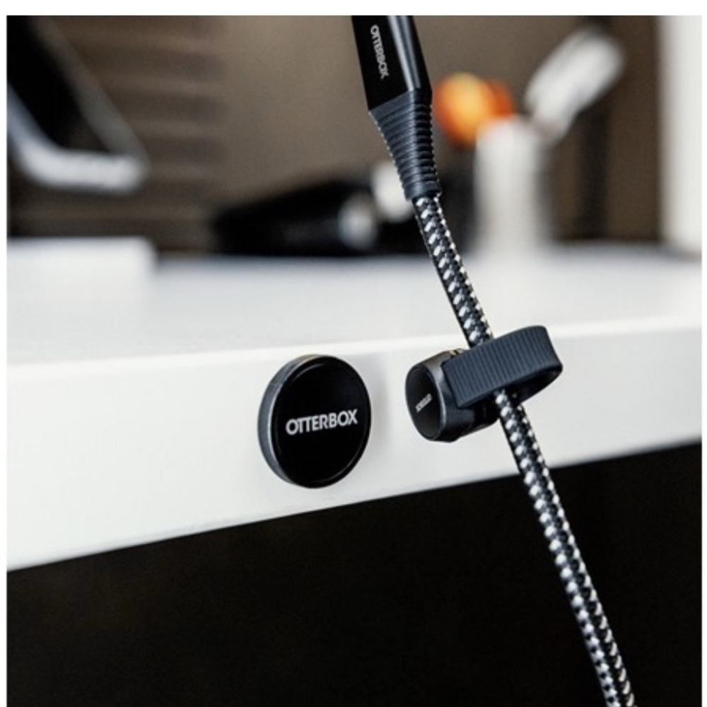 Lightning to USB-C Cable - Picture 5 of 7